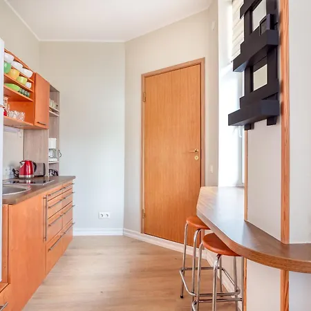 Old Town * بارنو